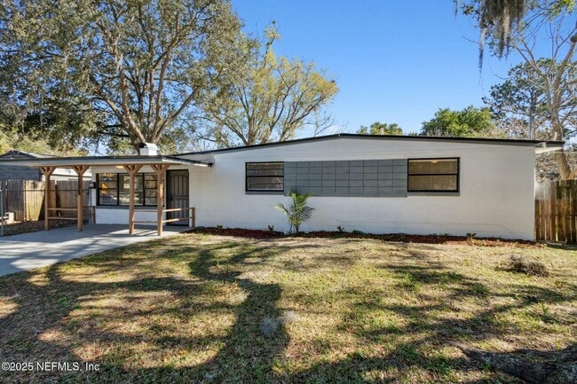 1731 Cortez Rd