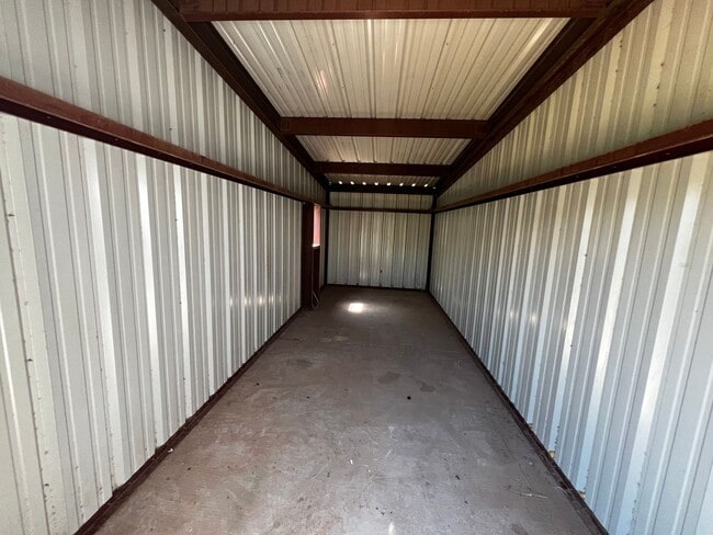 Photo - Inviting 3 bedroom 2 bath House with fence...