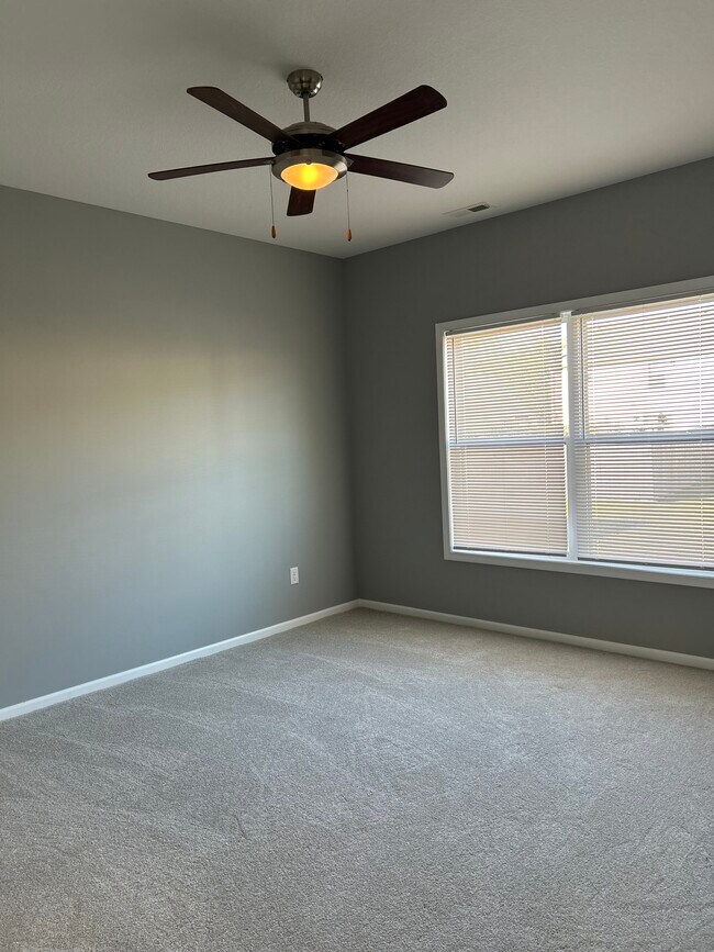 Dormitorio principal - planta baja - 7614 Melody Cir E