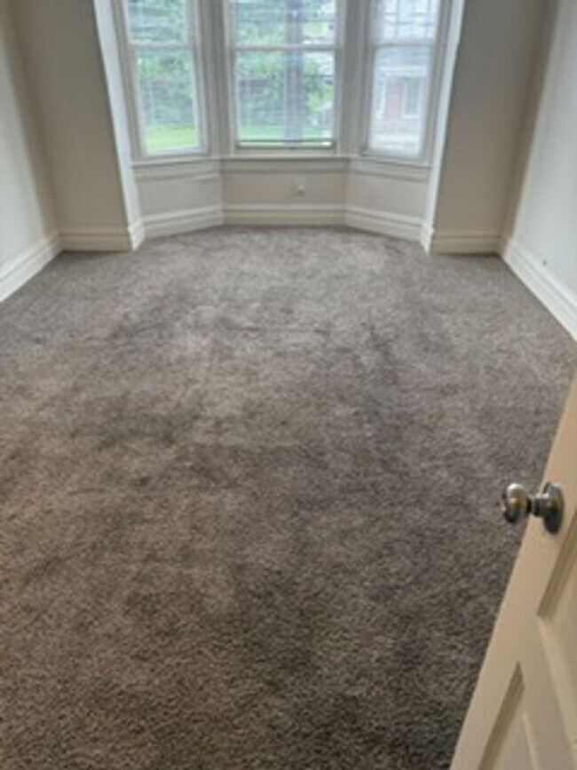 Photo - 1559 W King St Unit 2