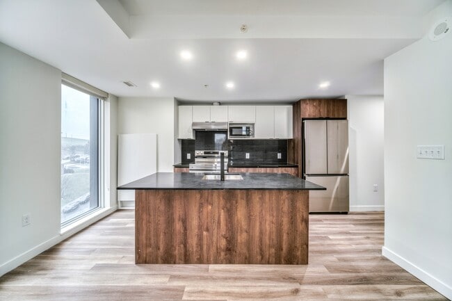 Photo - 5415-5415 Cogswell St Unité 302