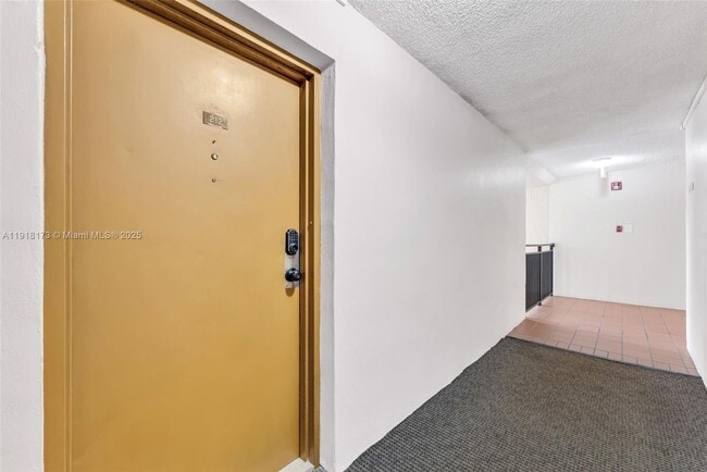 Photo - 14415 N Kendall Dr Unit 212G