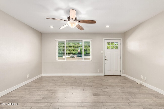 Photo - 331 E Continental Dr