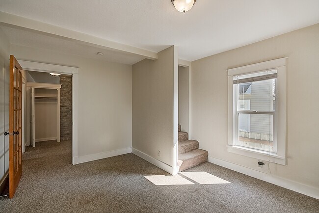 Photo - 5624 Brooklyn Ave NE