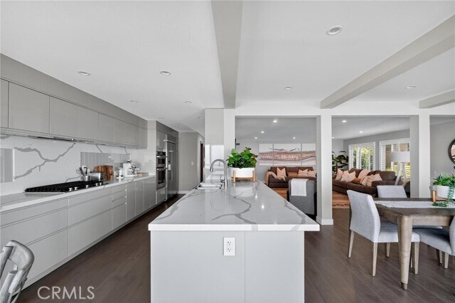 Photo - 865 Quivera St