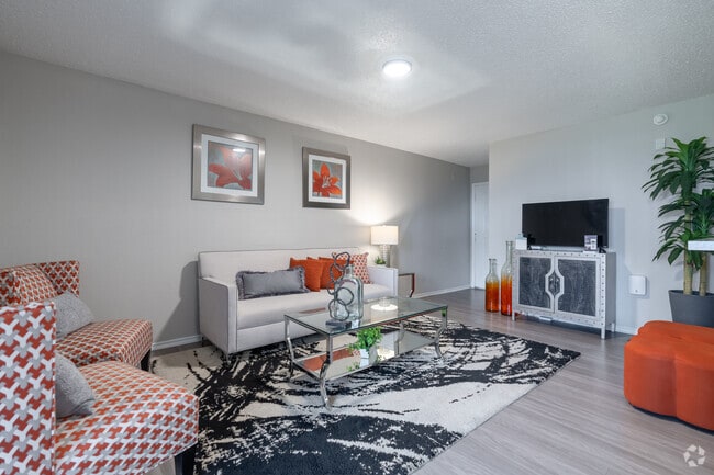 1BR, 1BA - 688SF - Living Room - Post Oak Place