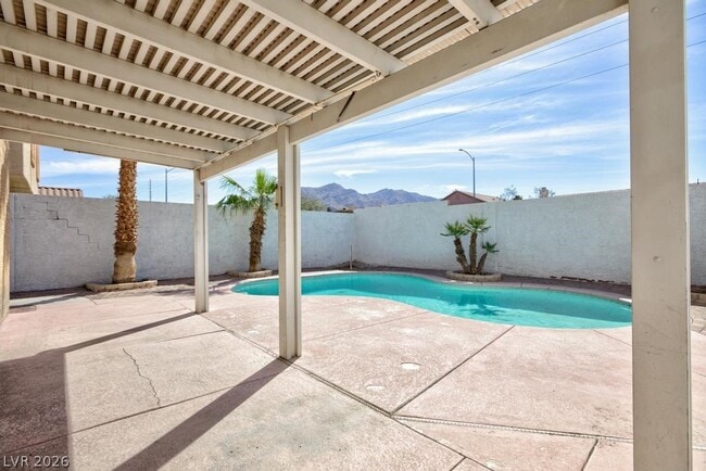 Photo - 6533 Elk Creek Ln