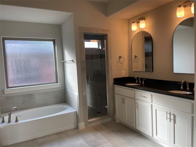 Photo - 825 Eaglescliffe Lndg