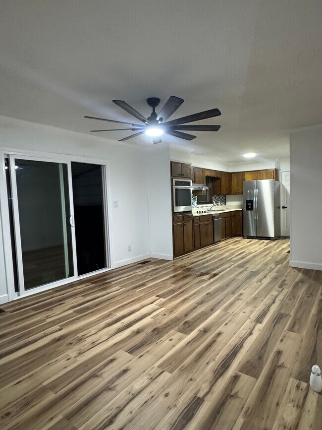 Photo - 5129 Arrow Ave