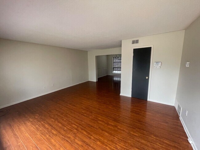 Photo - 495 Dickinson St