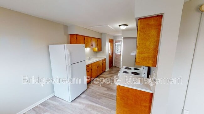 Photo - 2912 Hazel Ave