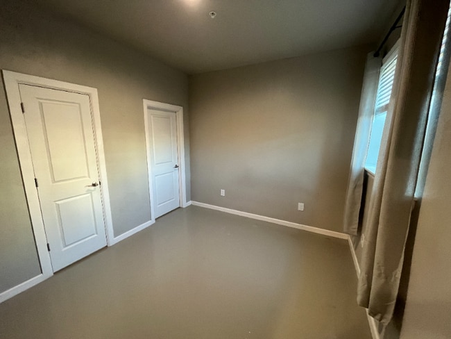 Photo - 2714 E 15th St Unit 3