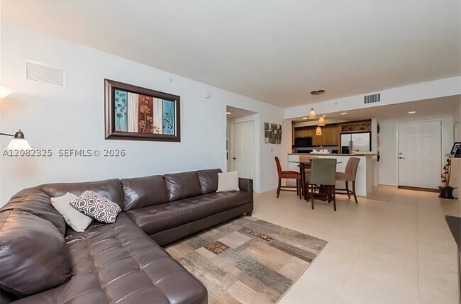 3530 SW 22nd St Unit 714