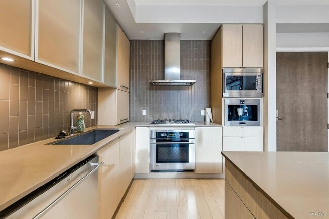 Photo - 260 Salter St