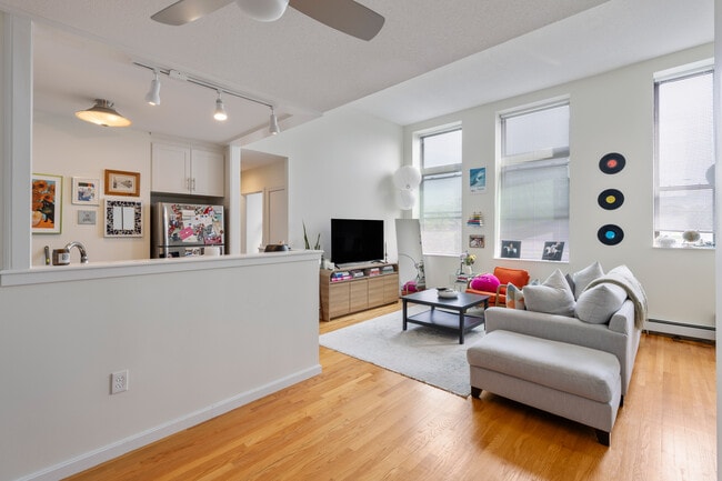 Photo - 80 Beaumont St Unit 204