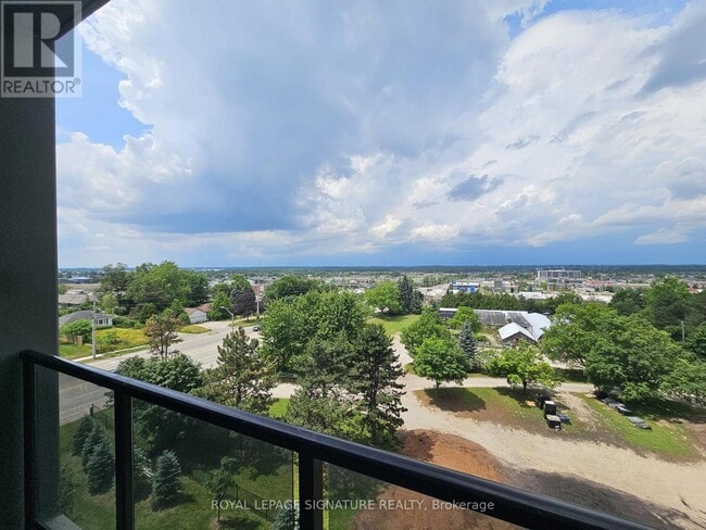Photo - 1878 Gordon St Unité 506