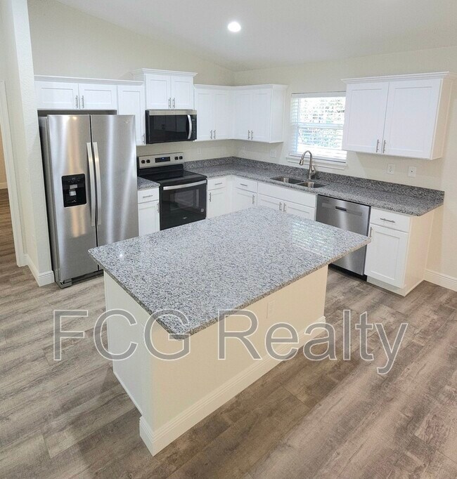 Photo - 10663 N Adler Dr