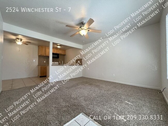 Building Photo - 2524 Winchester Dr Rental