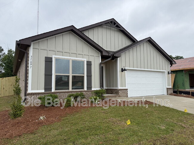 Building Photo - 31697 Lyon Rd