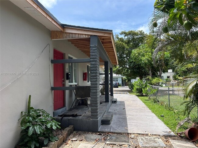 Photo - 2843 SW 37th Ct Unit W