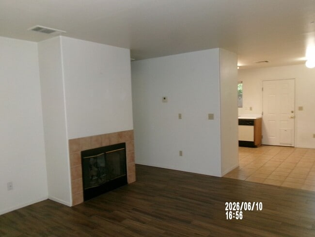 Photo - 2811 Brookside Dr Unit D