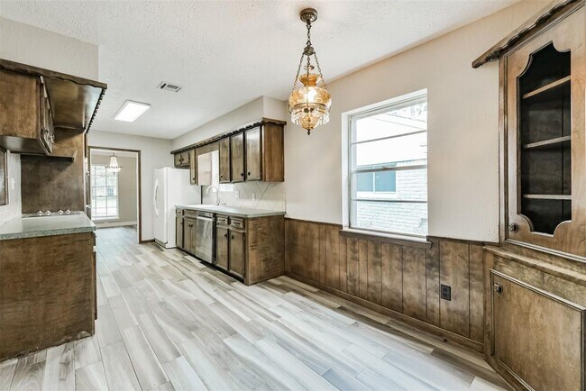 Photo - 28902 Twisted Oak Dr