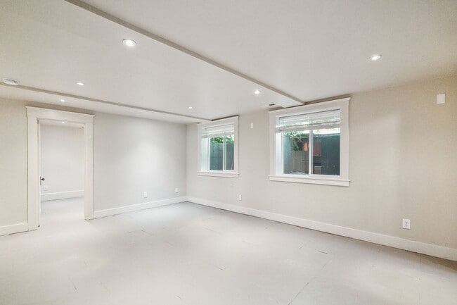 Photo - Utilities included!