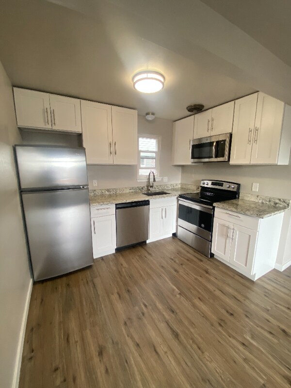 Photo - 1215 Queen Anne Ave N