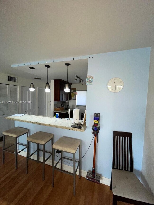 Photo - 4000 NE 169th St Unit 302