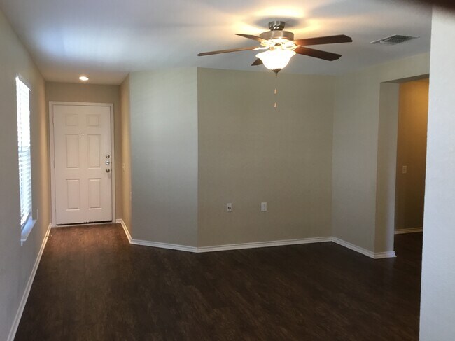 Photo - 8808 Edmundsbury Drive