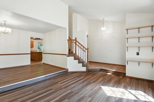 Photo - 3Bd/2.5Ba Kirkland Home