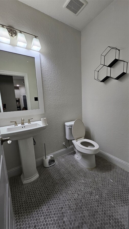 Photo - 18777 Laurel Hills Dr