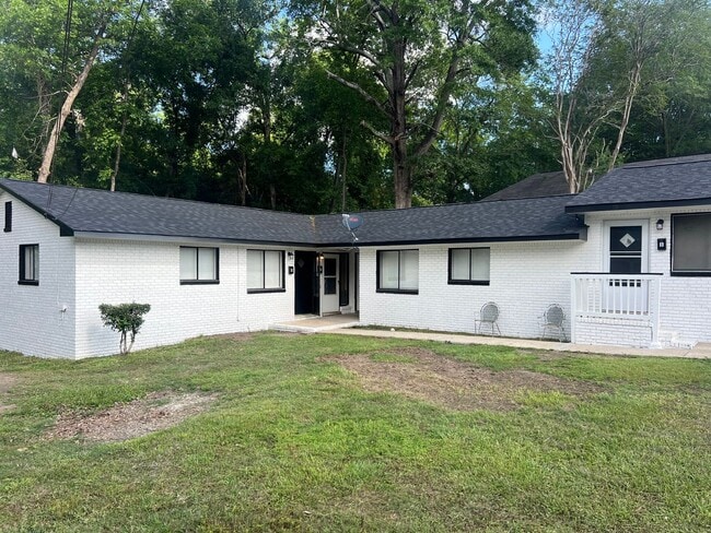 Newly Renovated Unit! - Newly Renovated Apartment Unit! Unit 1