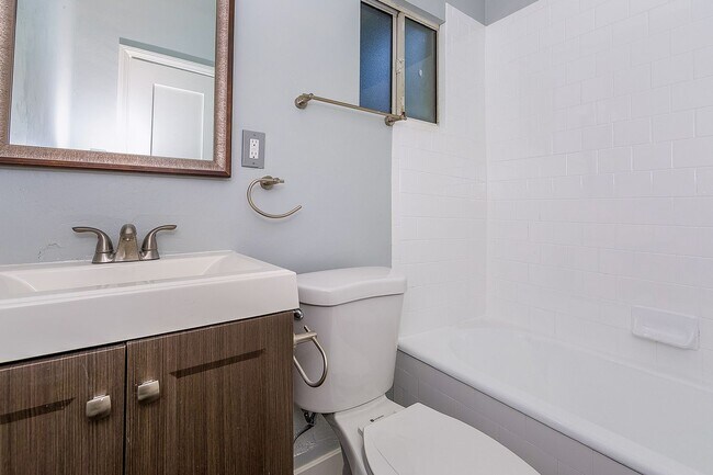 Photo - 2014 Chestnut Avenue