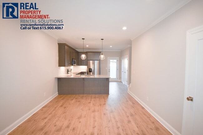 Photo - Luxury 2BR townhome in the heart of Murfreesboro- neighborhood pool, hi-speed internet included!