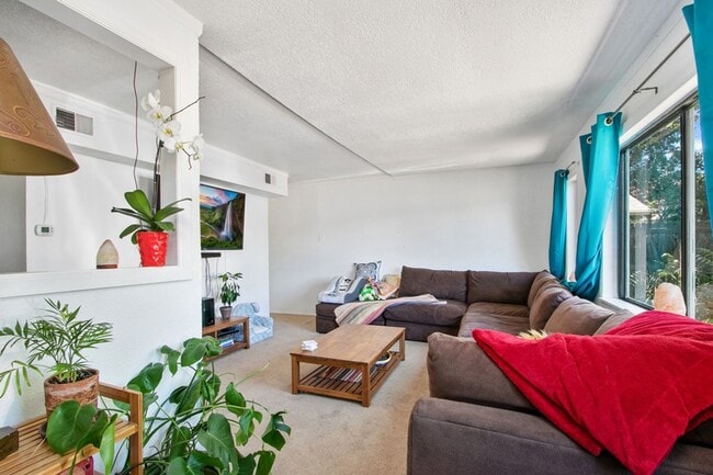 Photo - 1701 W Mulberry St Unit 1701 W. Mulberry