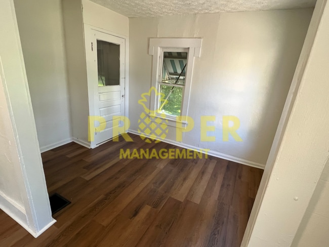 3616 Kathleen Ave