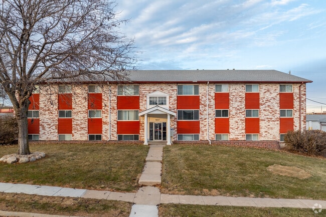 Oakstone Apartments