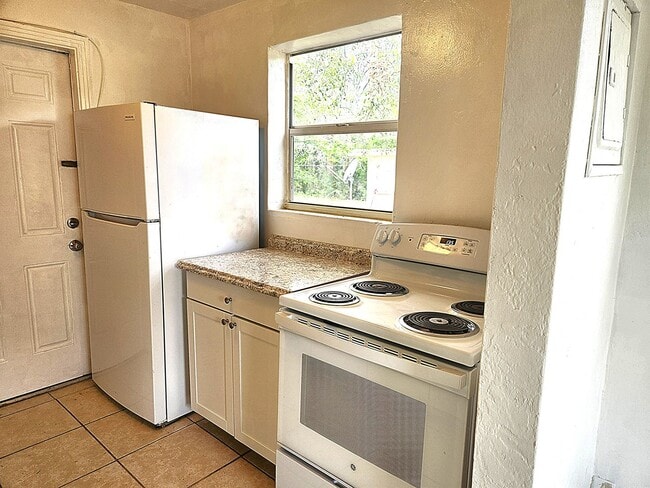 Photo - Cozy 2-bedroom, 1-bath home in Daytona Beach
