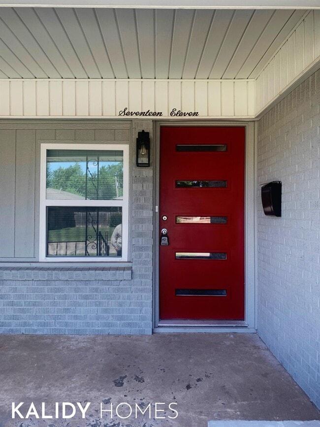 Photo - 1711 N Vermont Ave