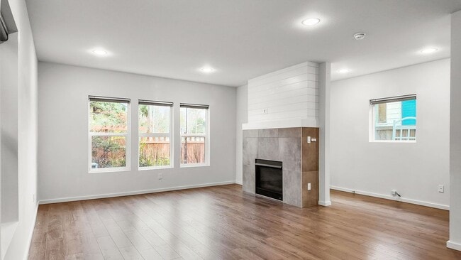 Photo - 4233 S Lucile St