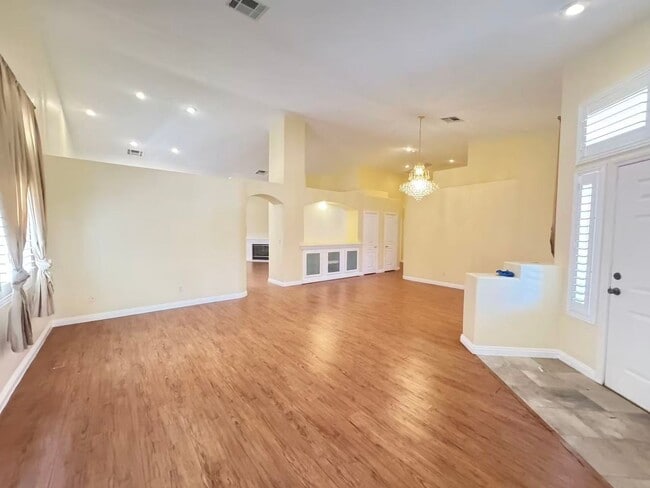 Photo - Charming single-story house with 3 beds and 2 baths