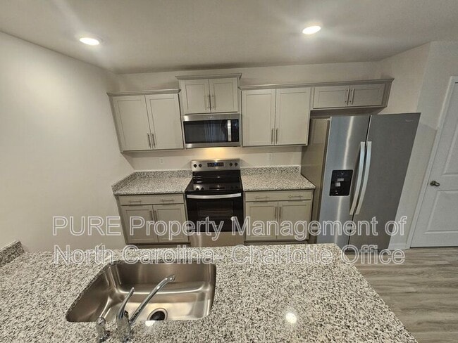 Photo - 4125 Lurelin Ln