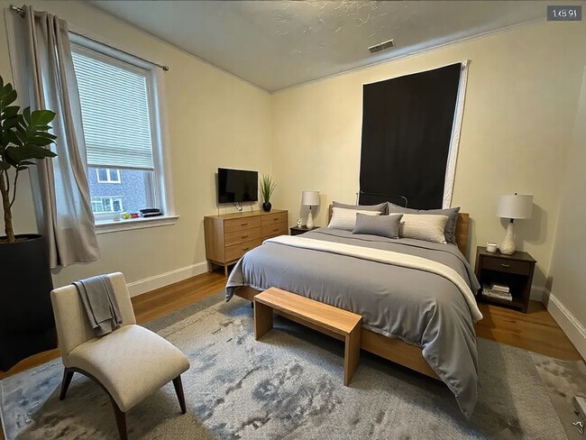 Photo - 73 Thatcher St Unit 301