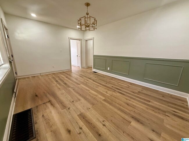 Photo - 212 Bankhead Hwy W