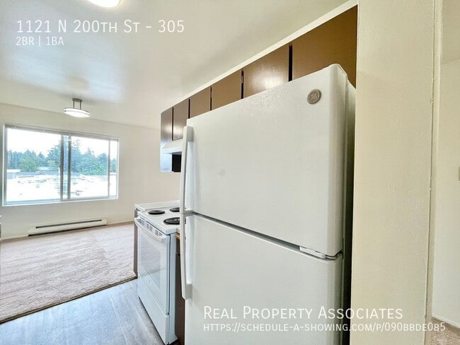 Photo - 1121 N 200th St Unidad 305