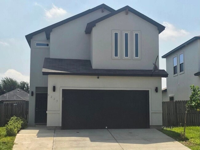 Building Photo - 4225 Gavilan Dr