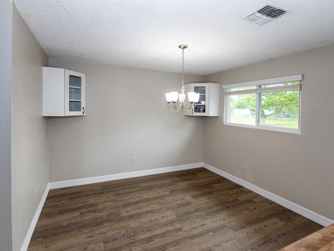 Building Photo - 6315 Avenue T Rental