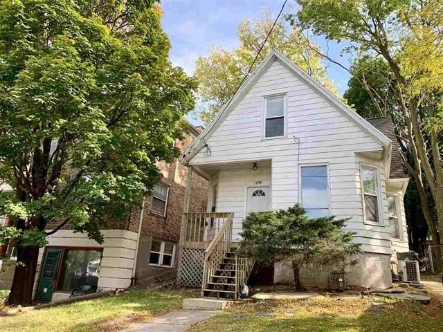 Building Photo - 1239 E Johnson St Rental