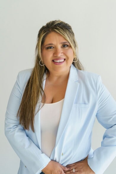 Theresa Almogabar